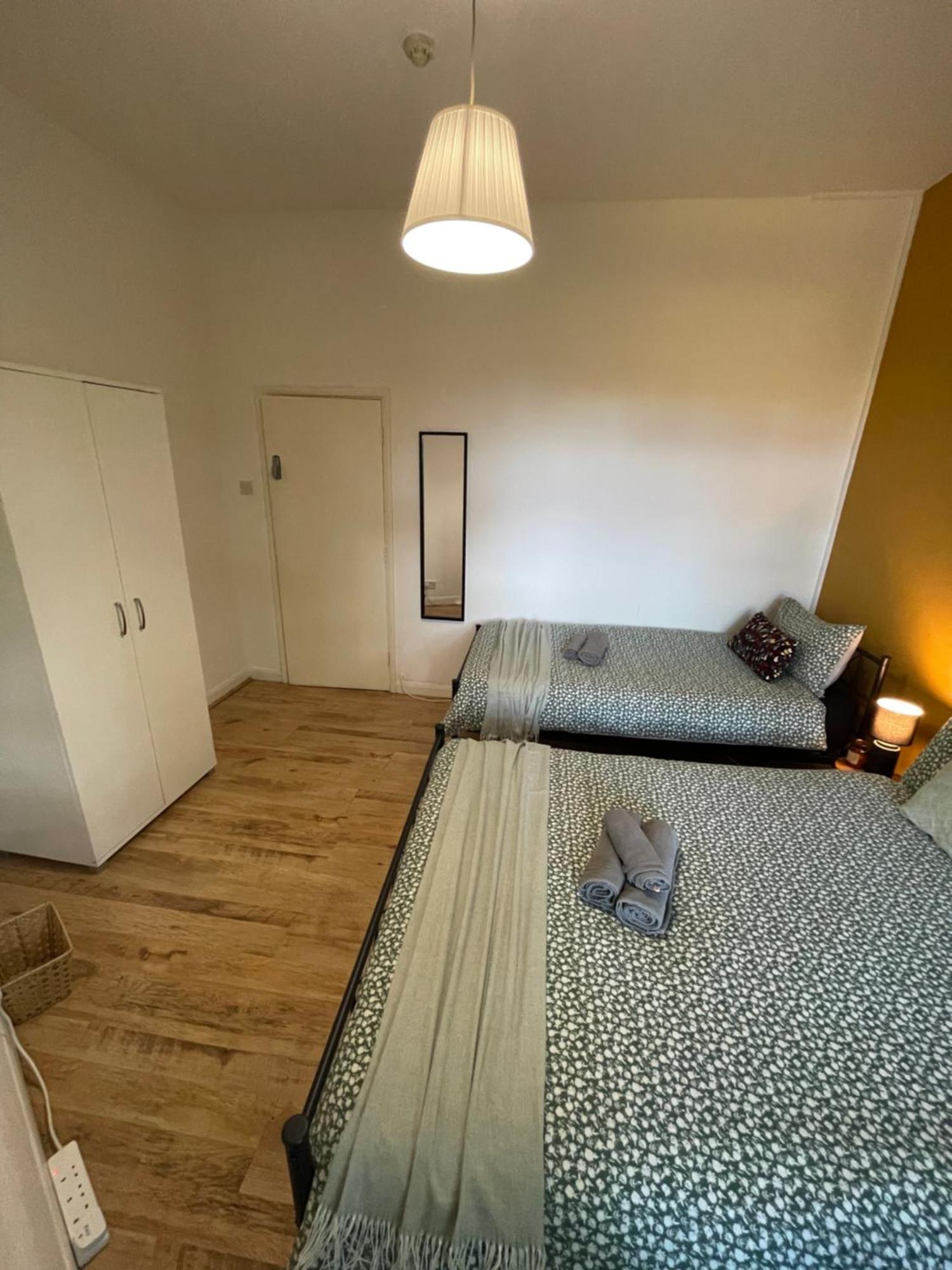 Contemporary Private Rooms Near Central Londyn Zewnętrze zdjęcie