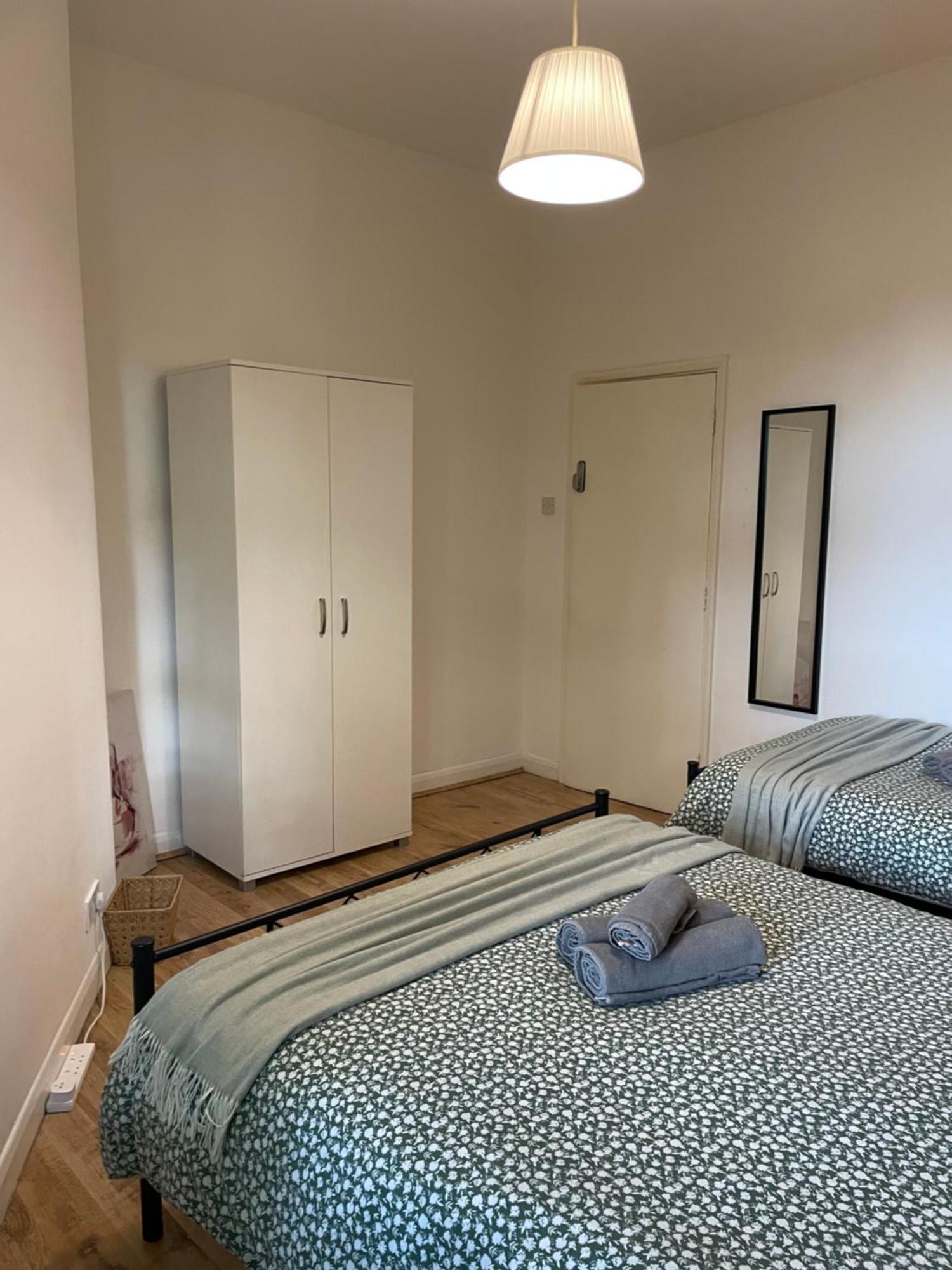 Contemporary Private Rooms Near Central Londyn Zewnętrze zdjęcie