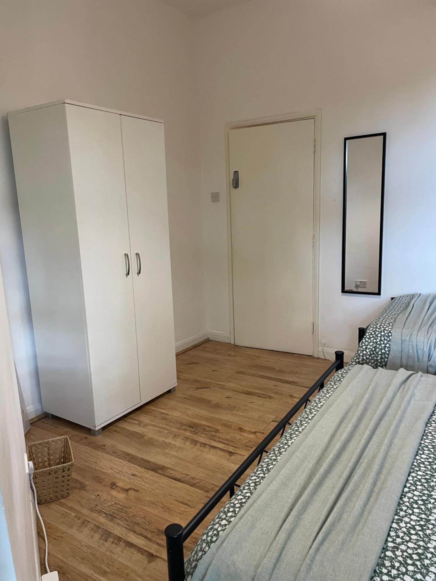 Contemporary Private Rooms Near Central Londyn Zewnętrze zdjęcie