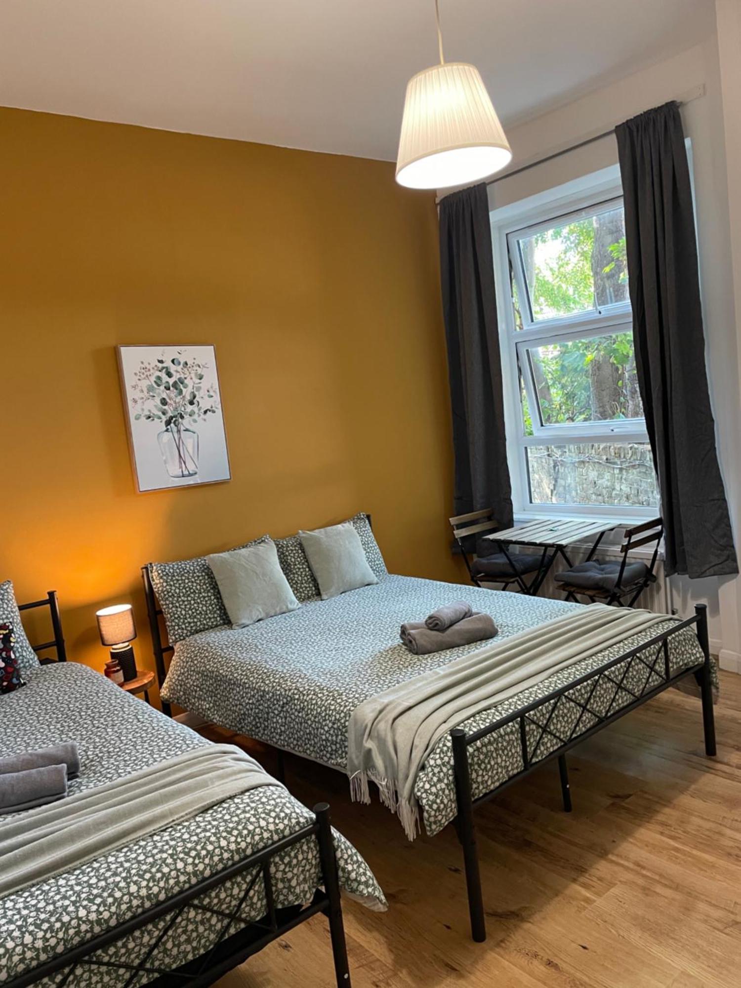 Contemporary Private Rooms Near Central Londyn Zewnętrze zdjęcie